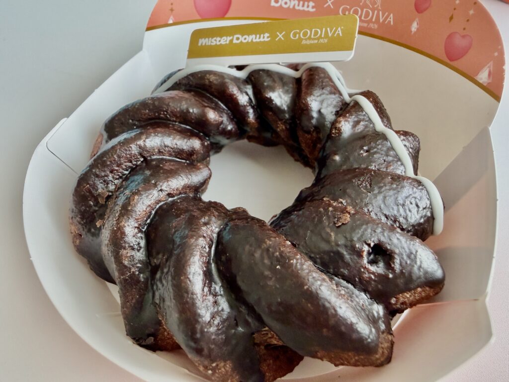 生ショコラフレンチノアールの表面|ゴディバ監修の濃厚チョコレート生地