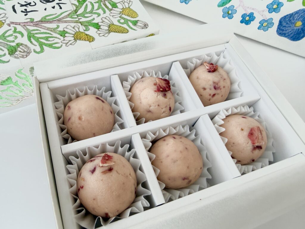 鈴懸 トリュフ あまおう苺 6個入り 箱