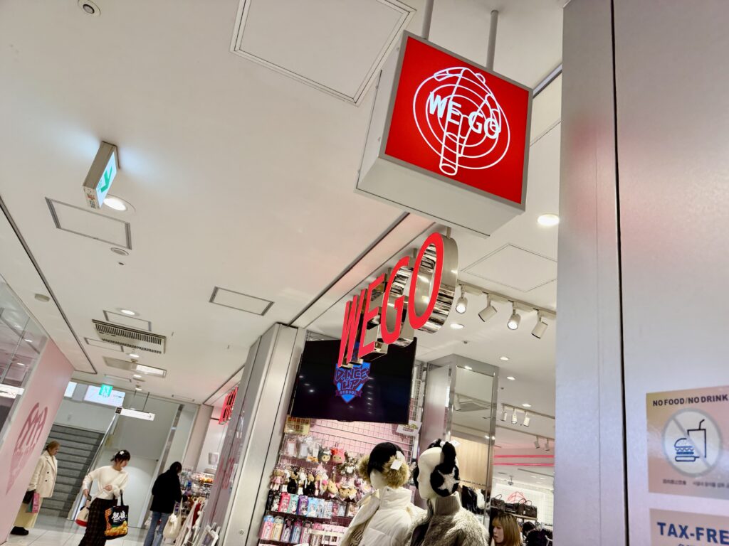 WEGO渋谷|シールや雑貨が並ぶショップ