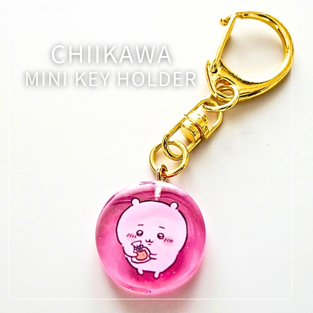 Mini Chiikawa resin key holder in soft blue with key chain