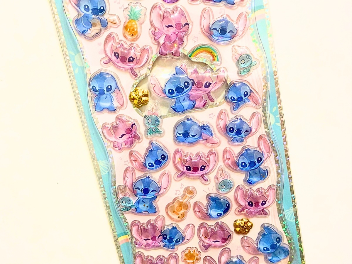 スティッチのプチドロップステッカーのデザイン｜ボンボンドロップシール系の質感